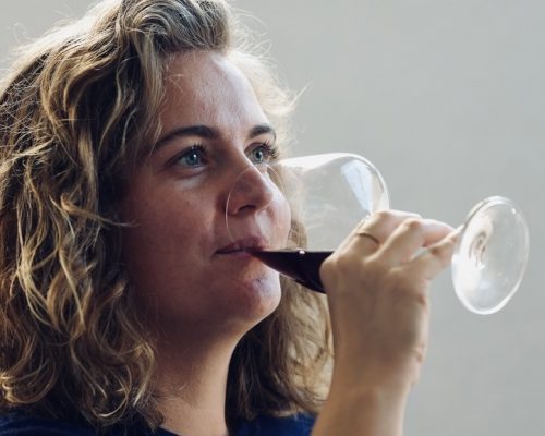 JULIETTE – SOMMELIÈRE SANS CODES